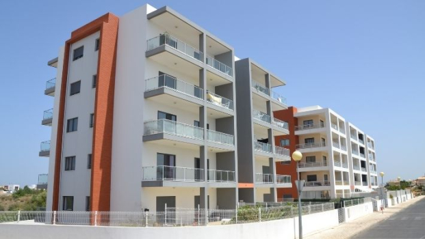 picture of Flats / Apartments and Multi-unit Residential Buildings 