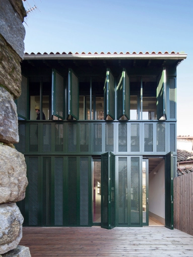 Restoration, Single-Family Homes, Passive House / Eco-friendly, Exterior, Historical, Contemporary