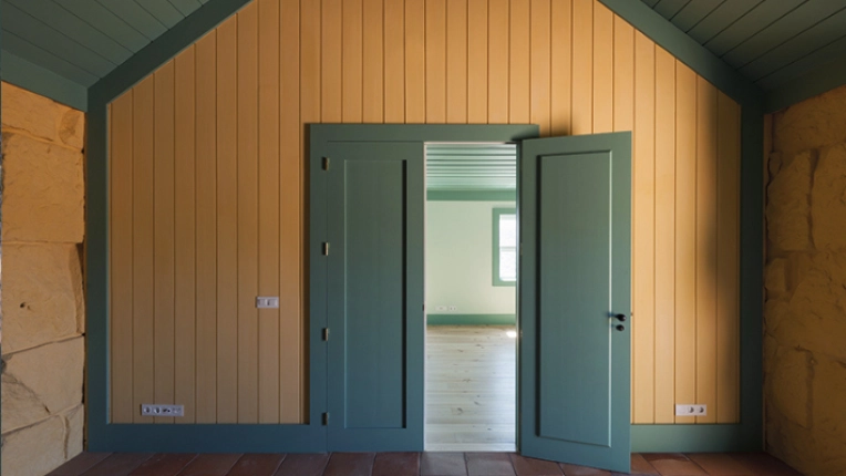 Restoration, Single-Family Homes, Renovation, Contemporary
